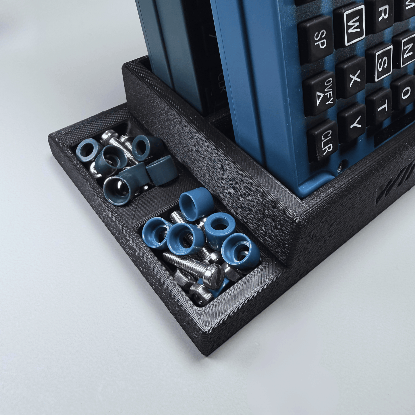 WinWing Desk Stand for Two Panels | Compatible with Airbus MCDU & Boeing PFP